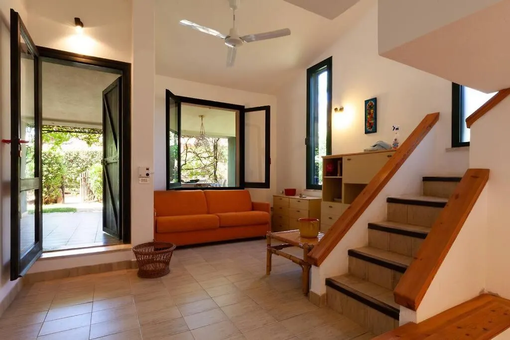 Semesterbostad Villasimius 5 Min. Dal Mare Oasi dei Due Mari